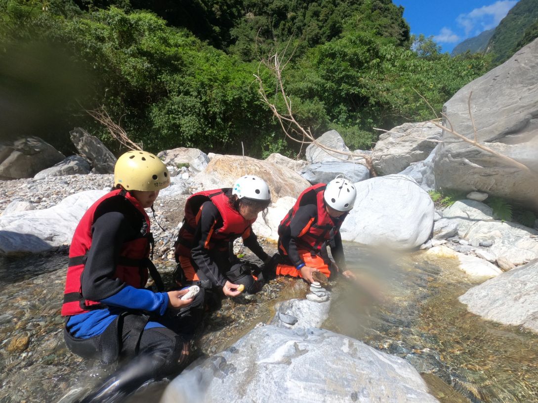 花蓮溯溪